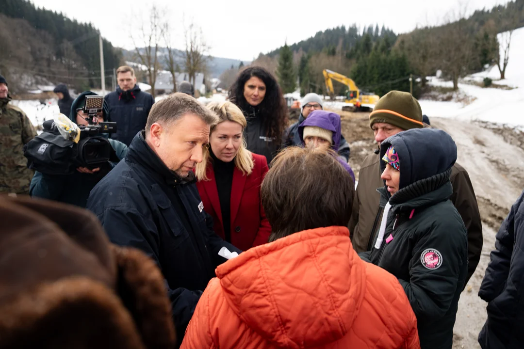 Powiat Kłodzki. Ministrowie odwiedzili place budowy czterech mostów [galeria] - Zdjęcie główne