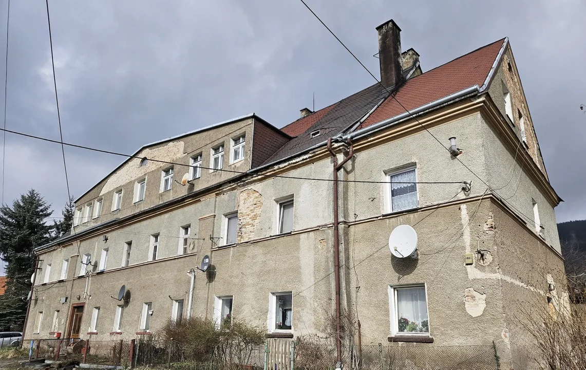 Blisko 3,5 mln zł na termomodernizację w Jugowie. Mieszkańcy zyskają nowoczesny i oszczędny budynek - Zdjęcie główne