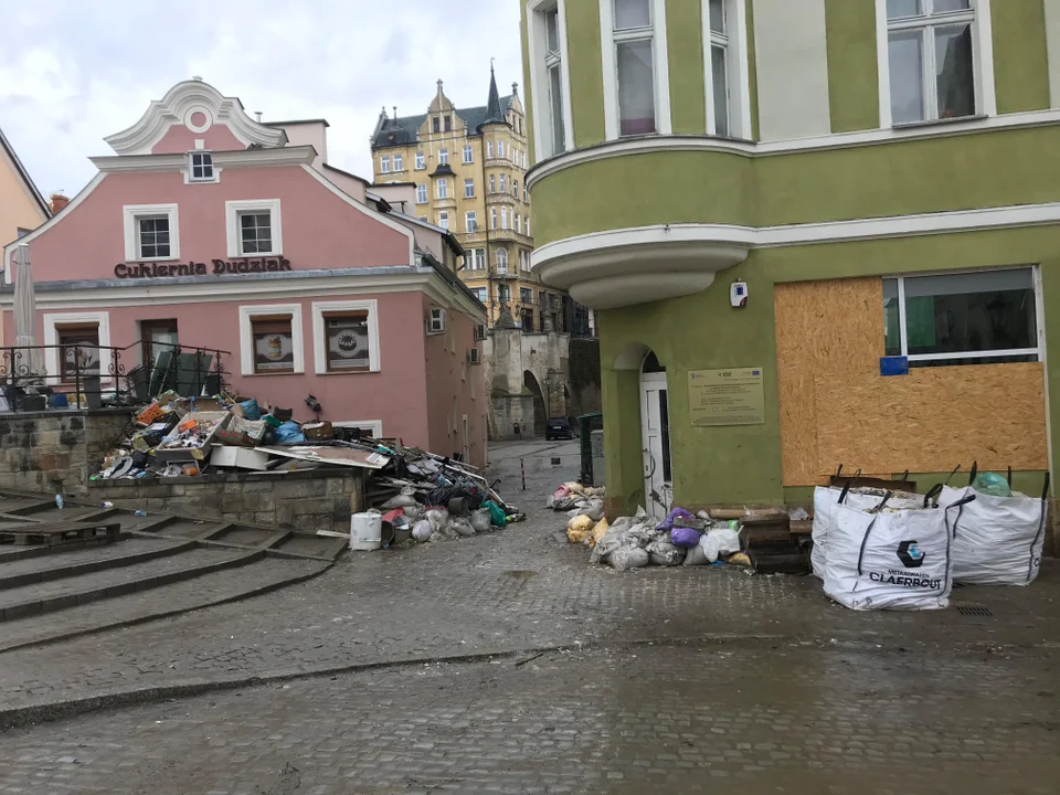 Kłodzko. Tak wygląda miasto 4 tygodnie po powodzi [zdjęcia] - Zdjęcie główne