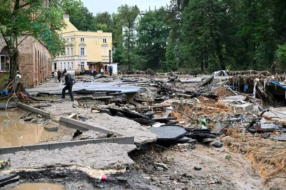 Lądek-Zdrój po powodzi. Miasteczko zostało zniszczone