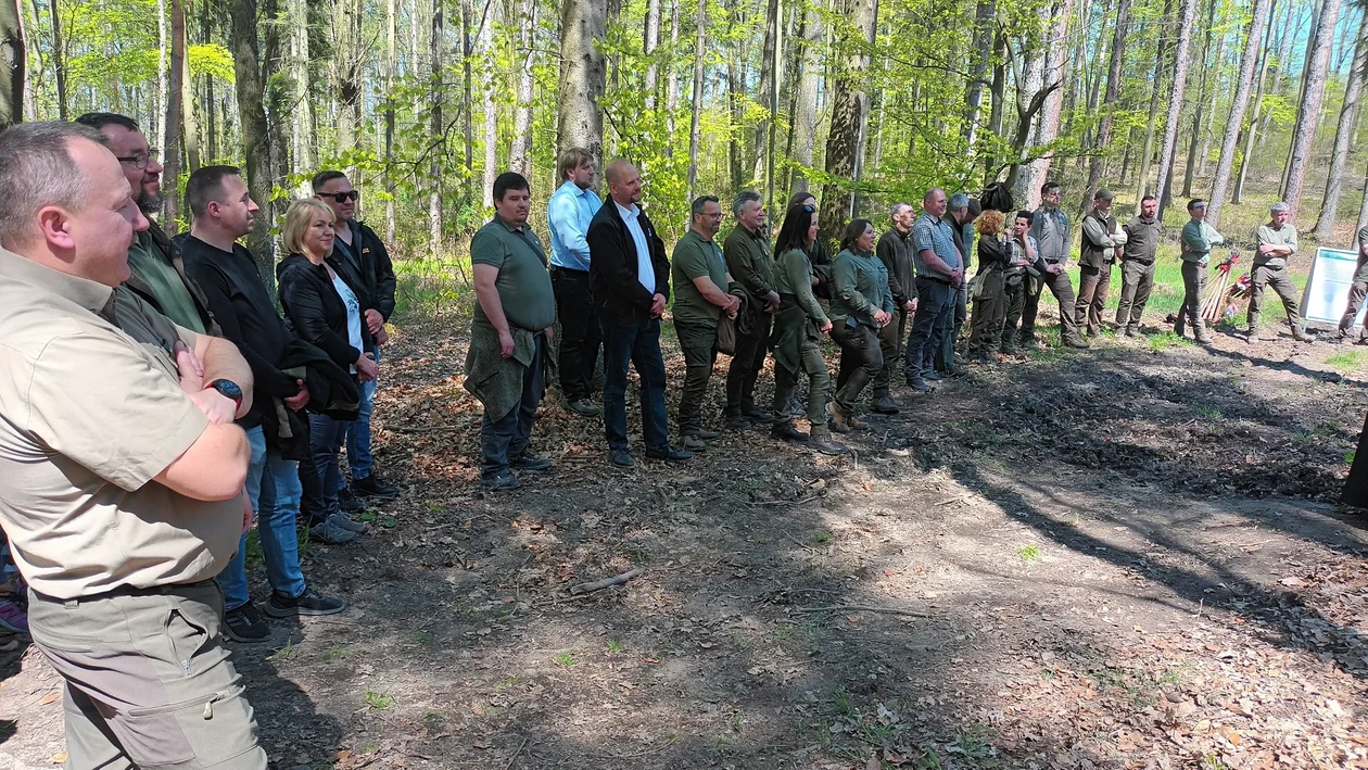 Nadleśnictwo Jugów. Posadzili las im. Jana Pawła II