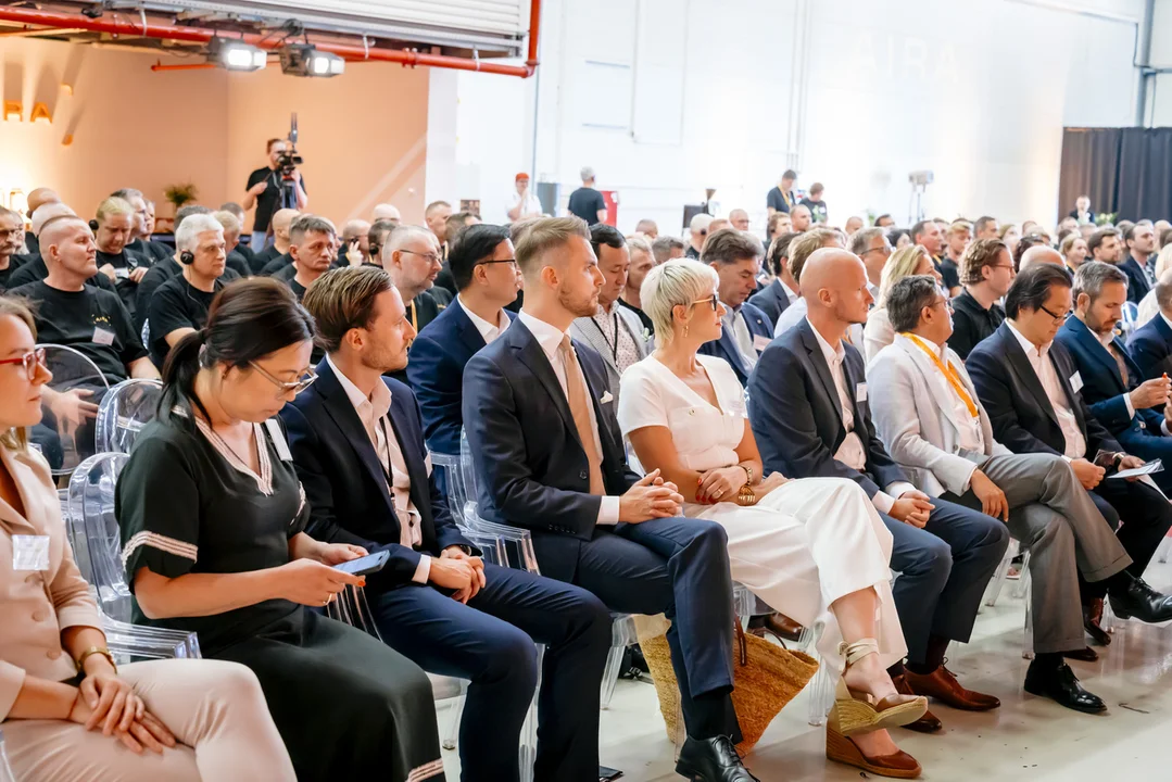 Szwedzki inwestor zrewolucjonizuje europejski rynek - uroczyste otwarcie fabryki pomp ciepła Aira we Wrocławiu