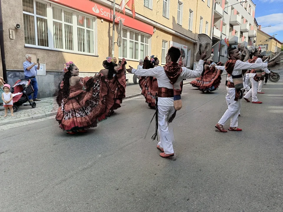 Nowa Ruda. Rozpoczął się Międzynarodowy Festiwal Folkloru [galeria]