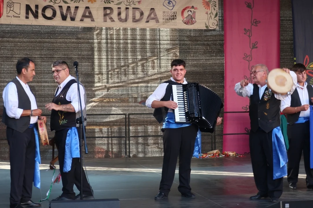 Nowa Ruda. Rozpoczął się Międzynarodowy Festiwal Folkloru [galeria]