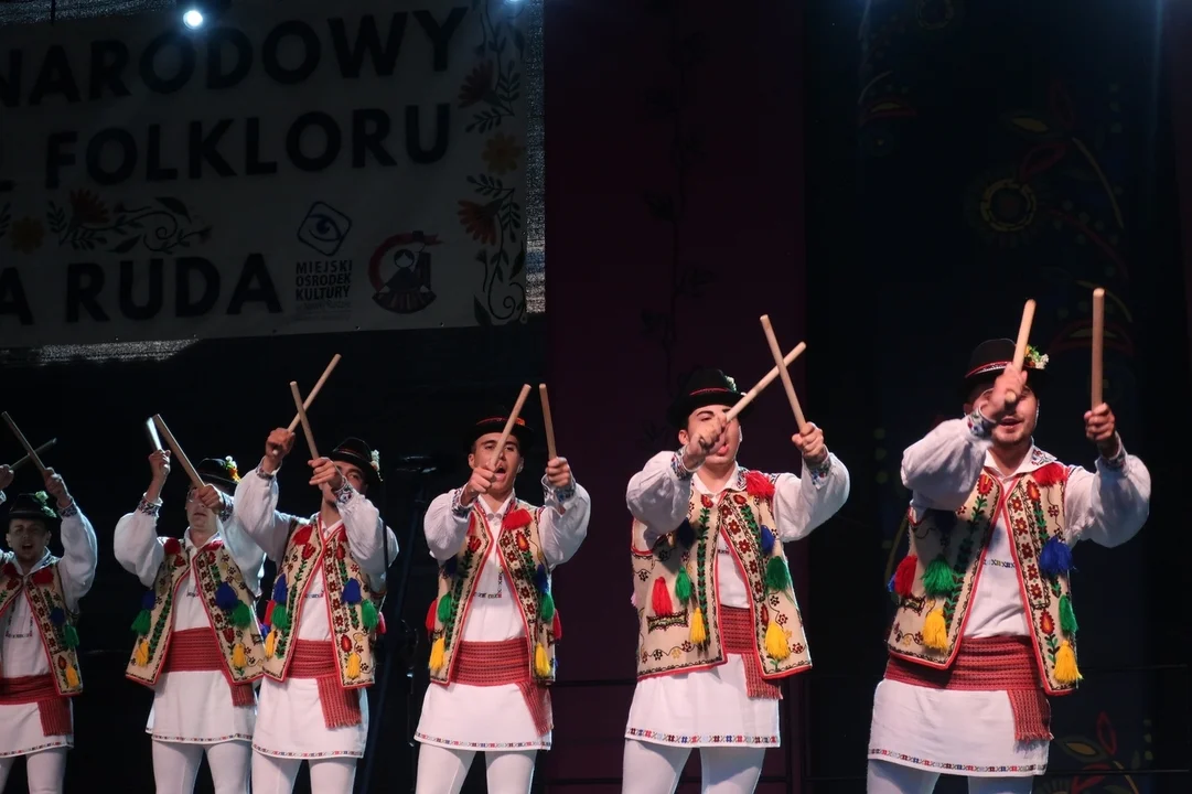 Nowa Ruda. Rozpoczął się Międzynarodowy Festiwal Folkloru [galeria]