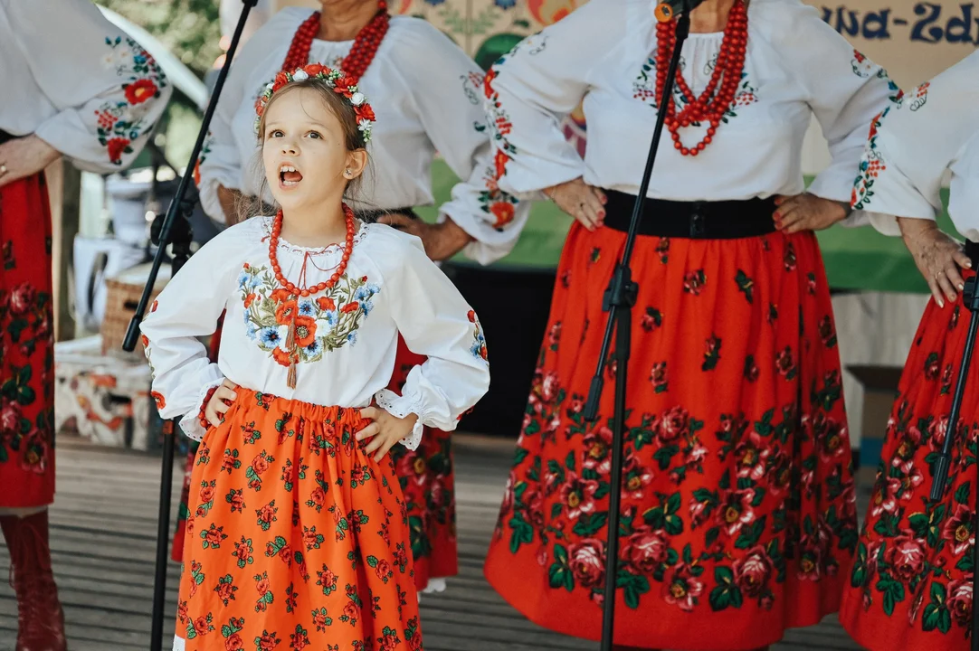 Powiat Kłodzki. Za nami Prezentacje Zespołów Ludowych Ziem Pogranicznych "Róża Kłodzka" [galeria]