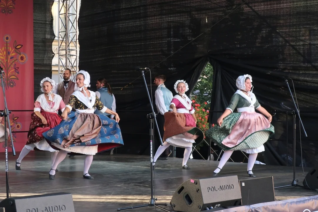 Nowa Ruda. Rozpoczął się Międzynarodowy Festiwal Folkloru [galeria]