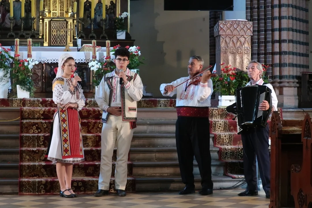 Nowa Ruda. Finał 30. Międzynarodowego Festiwalu Folkloru