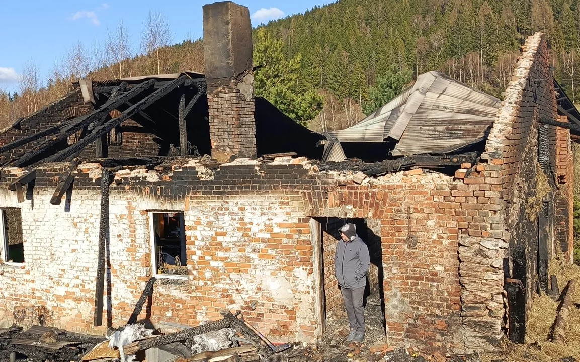 Tragiczny pożar w Kamienicy – apel o wsparcie dla poszkodowanej rodziny