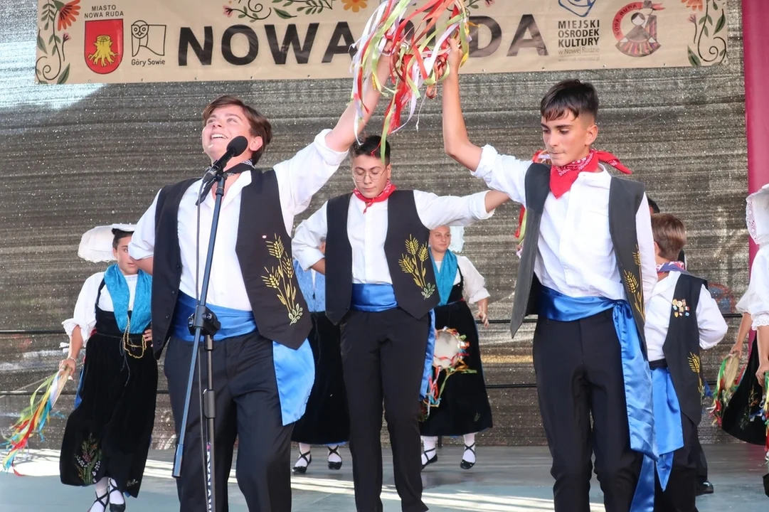 Nowa Ruda. Rozpoczął się Międzynarodowy Festiwal Folkloru [galeria]