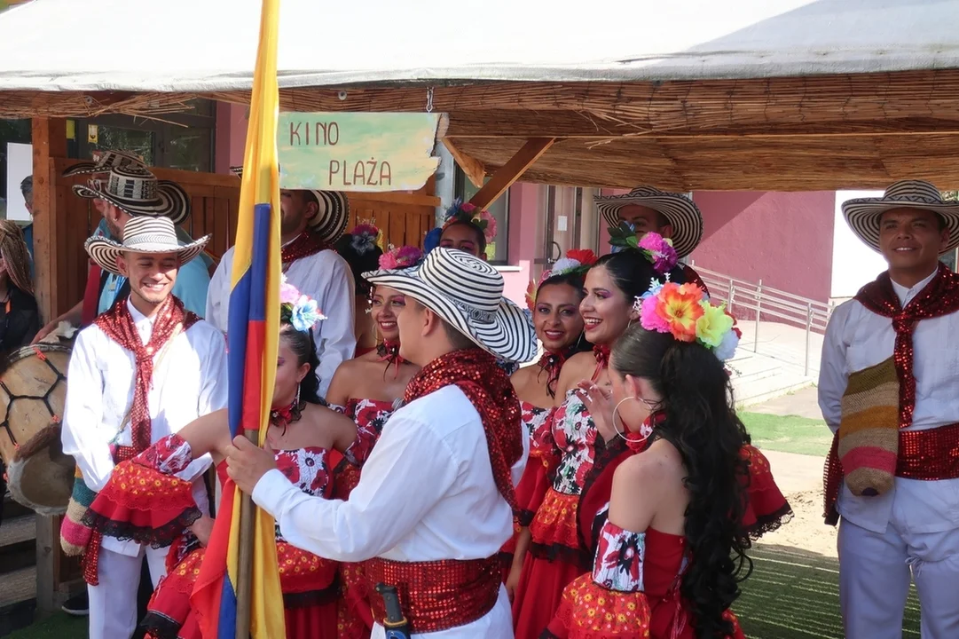 Nowa Ruda. Rozpoczął się Międzynarodowy Festiwal Folkloru [galeria]