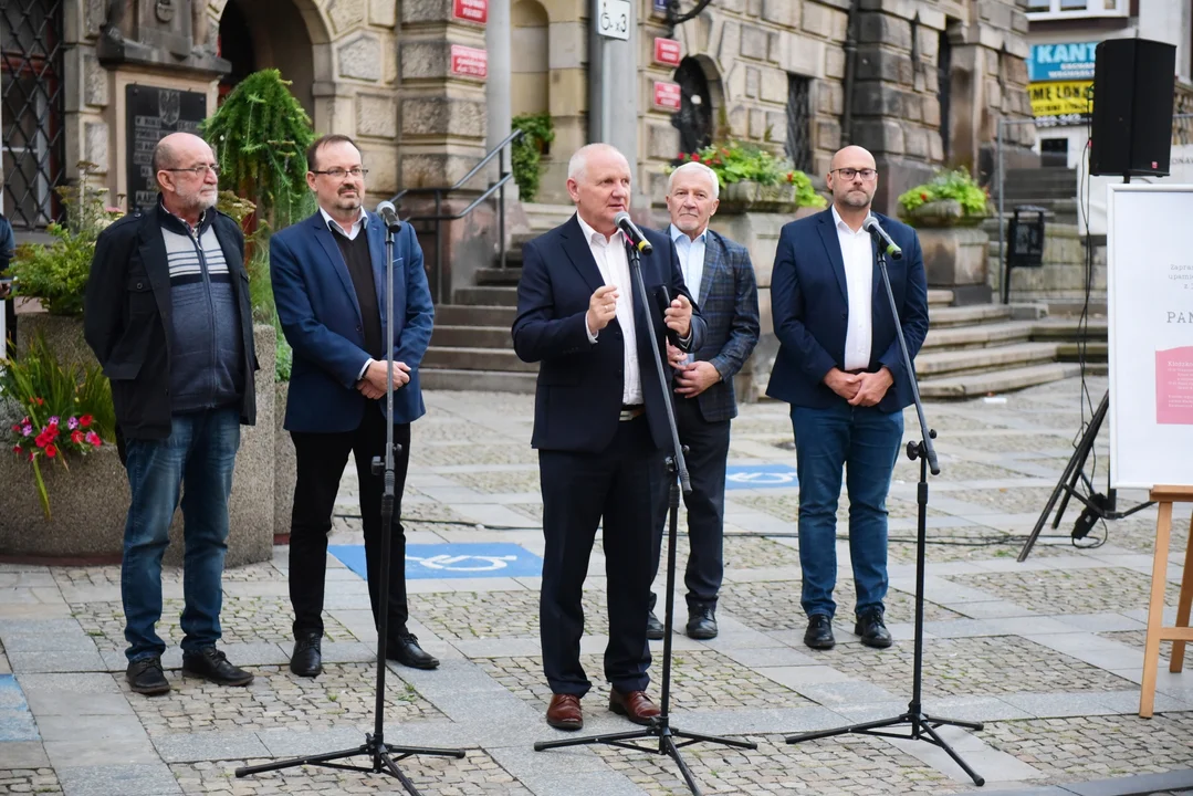 Kłodzko. Uczcili brutalnie stłumiony protest sprzed 41 lat