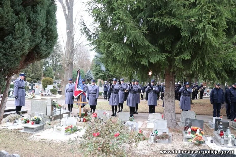 Odbył się pogrzeb młodej policjantki, która zginęła w tragicznym wypadku na krajowej ósemce