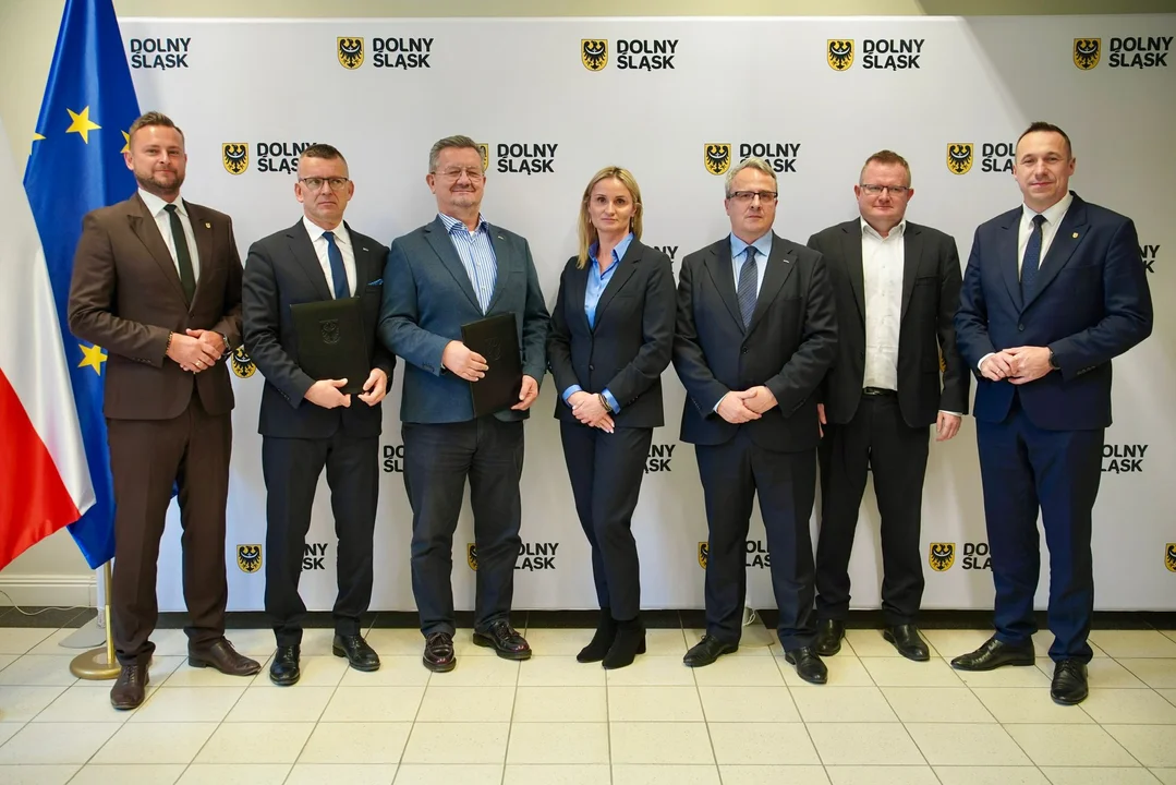 Dolny Śląsk inwestuje w kolejne pociągi. Będzie 55 Elfów dla pasażerów