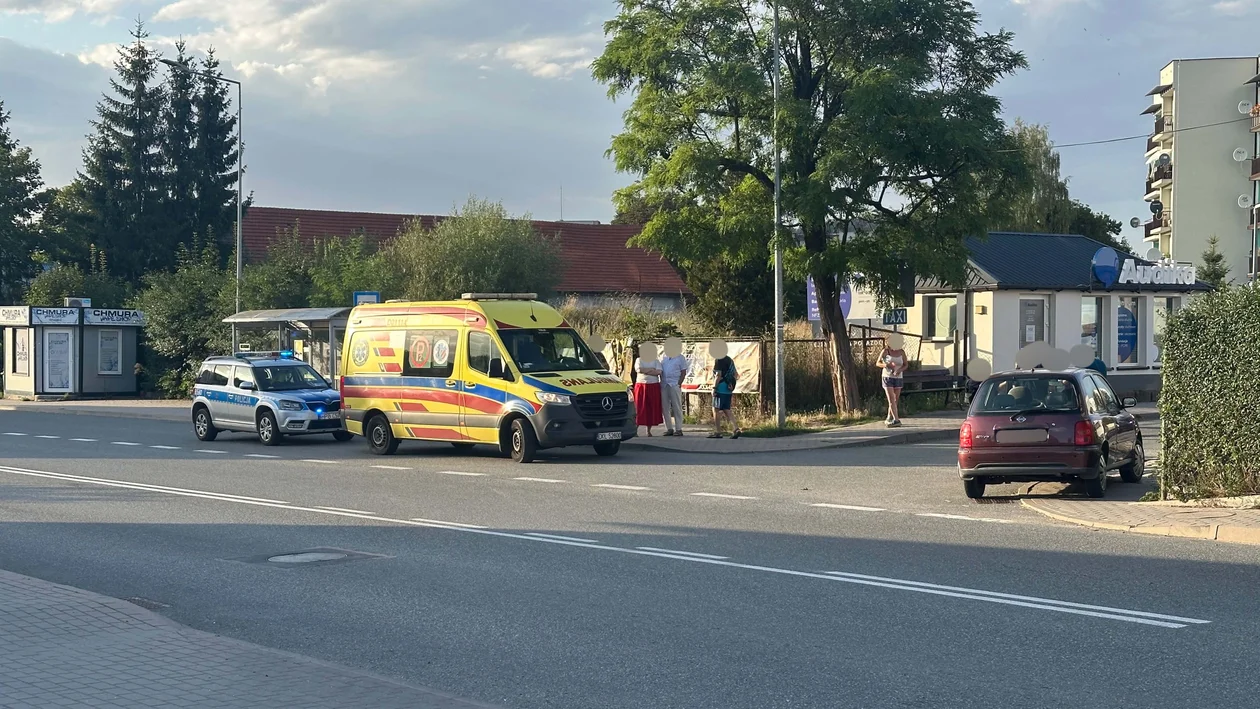 Słupiec - kolizja dwóch pojazdów na ul. Kłodzkiej - Zdjęcie główne