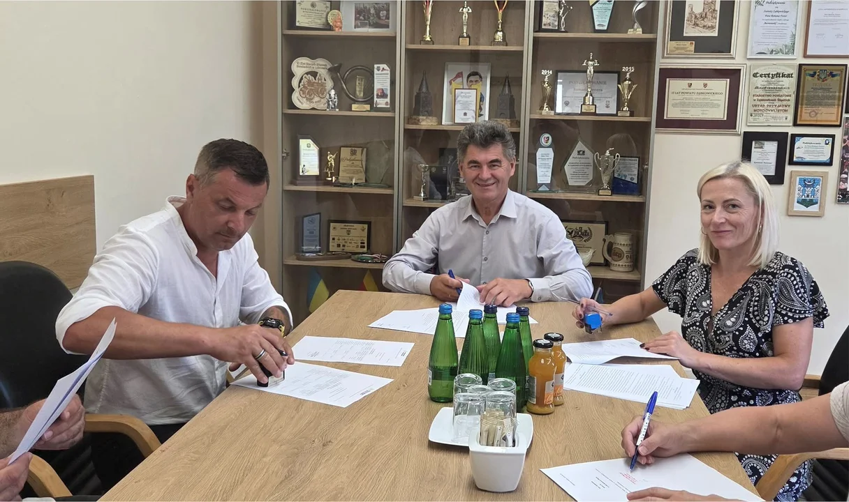 POWIAT ZĄBKOWICKI. Powstanie hala magazynowa na potrzeby ochrony ludności i obrony cywilnej - Zdjęcie główne