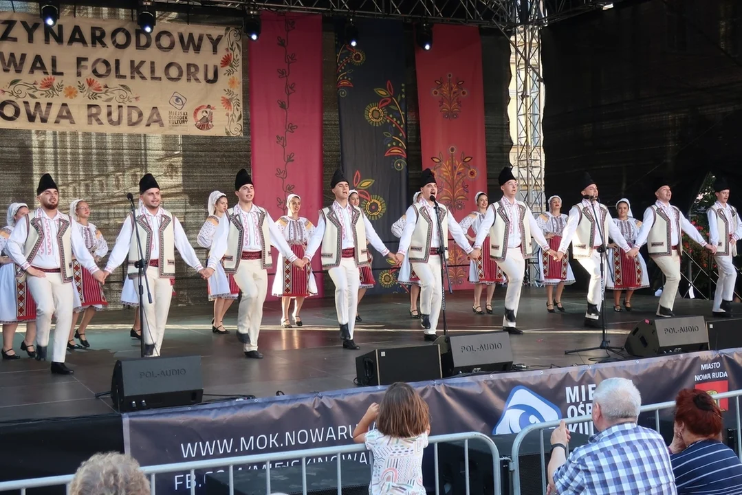 Nowa Ruda. Rozpoczął się Międzynarodowy Festiwal Folkloru [galeria]