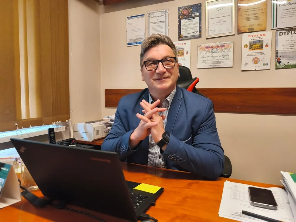 Nowa siedziba Noworudzkich Usług Komunalnych. Rozmowa z prezesem spółki Grzegorzem Kuzakiem [galeria]