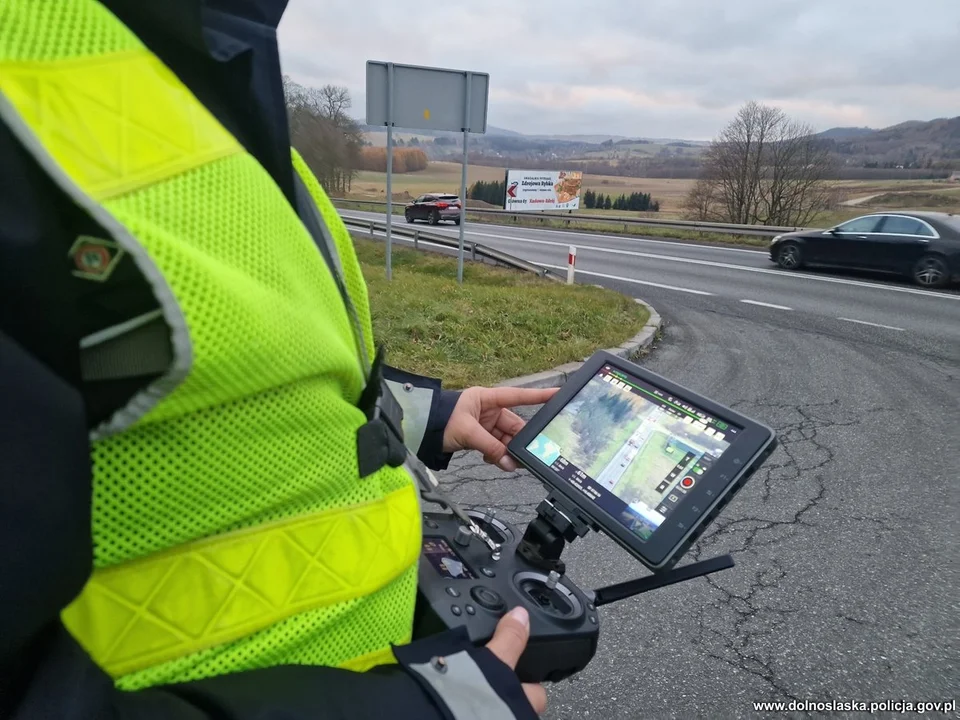 „Bezpieczna ósemka” - policjanci przypominali o bezpieczeństwie na drodze