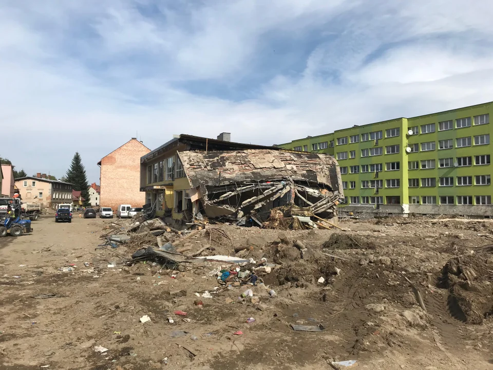 Najnowsze zdjęcia ze Stronia Śląskiego - 23 września, godz. 12:30