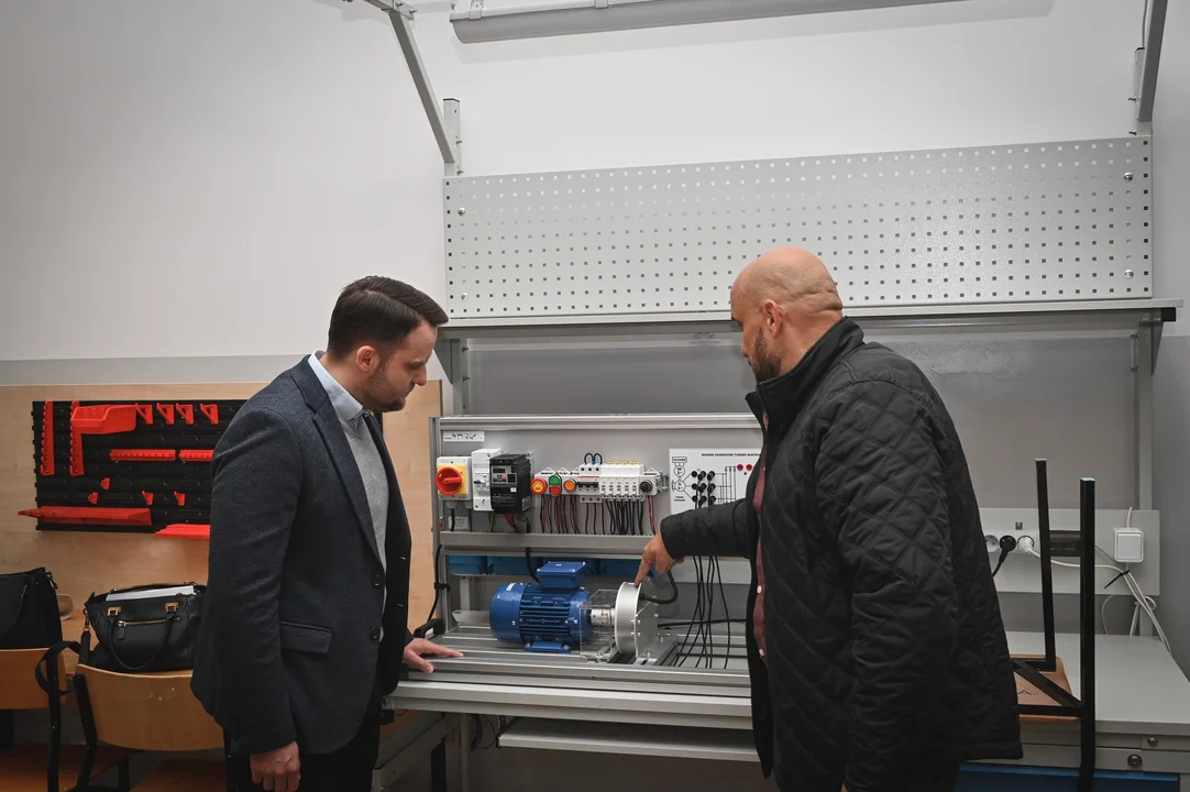 Kłodzko. Nowoczesne zaplecze techniczne w Zespole Szkół Technicznych coraz bliżej ukończenia [galeria]