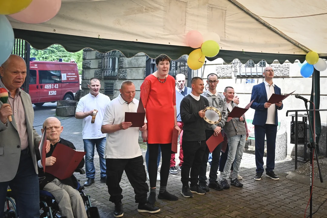 Powiat Kłodzki. Wyjątkowe spotkanie z okazji Dnia Matki i Dziecka w DPS w Podzamku [zdjęcia]