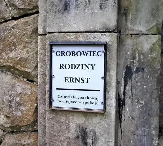 Kłodzko. Mauzoleum Ernstów zabytkiem