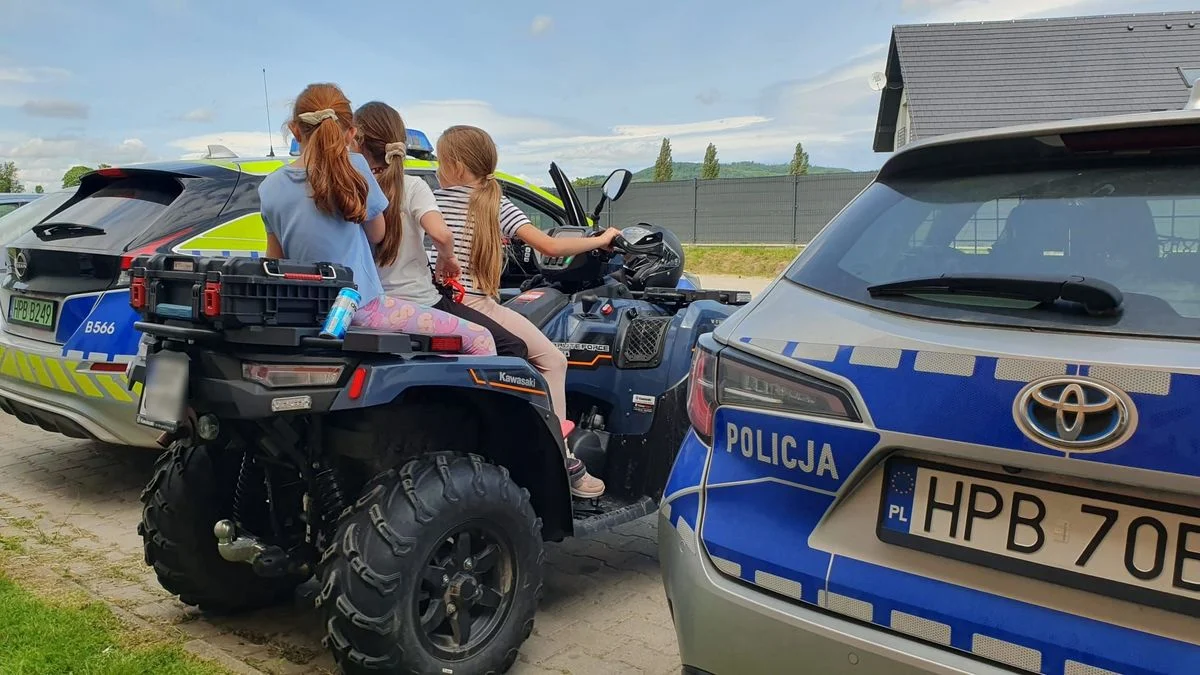 Gmina Kłodzko. Spotkanie policjantów z uczniami Szkoły Podstawowej w Wojborzu [zdjęcia]