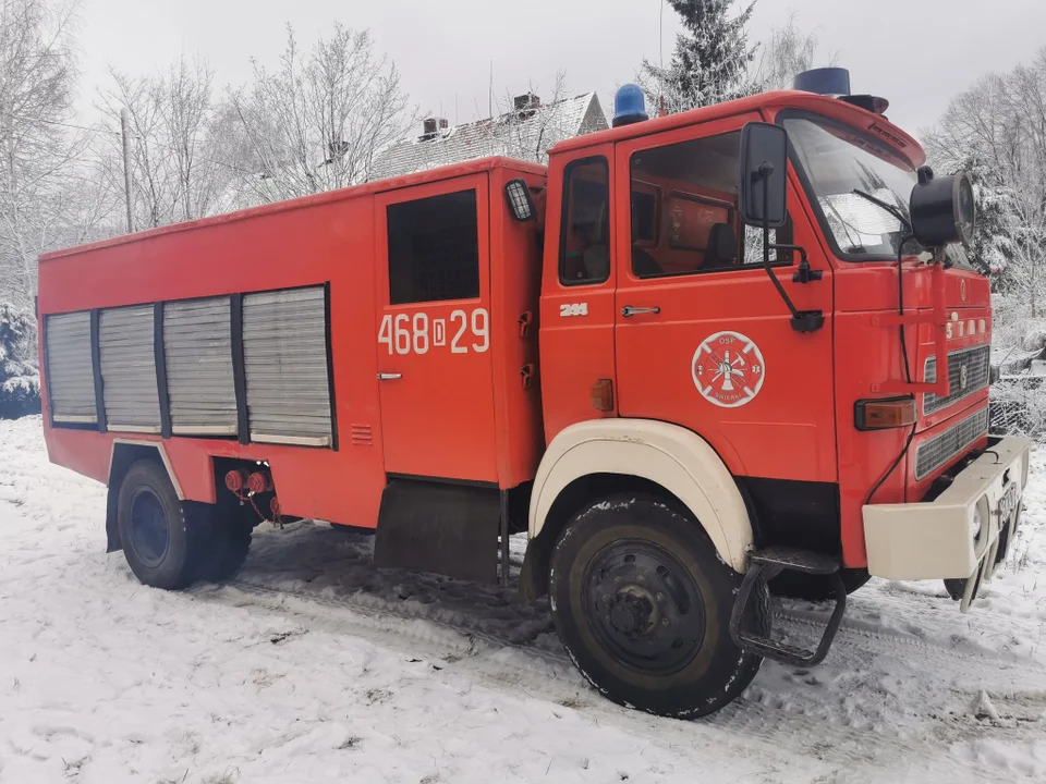 Gmina Nowa Ruda. Możesz mieć własny wóz strażacki. Do kupienia 40-letni Jelcz [zdjęcia]