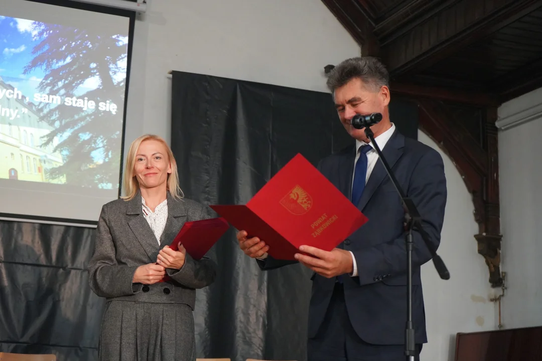 Uroczystość Dnia Edukacji Narodowej w Zespole Szkół Zawodowych w Ząbkowicach Śląskich