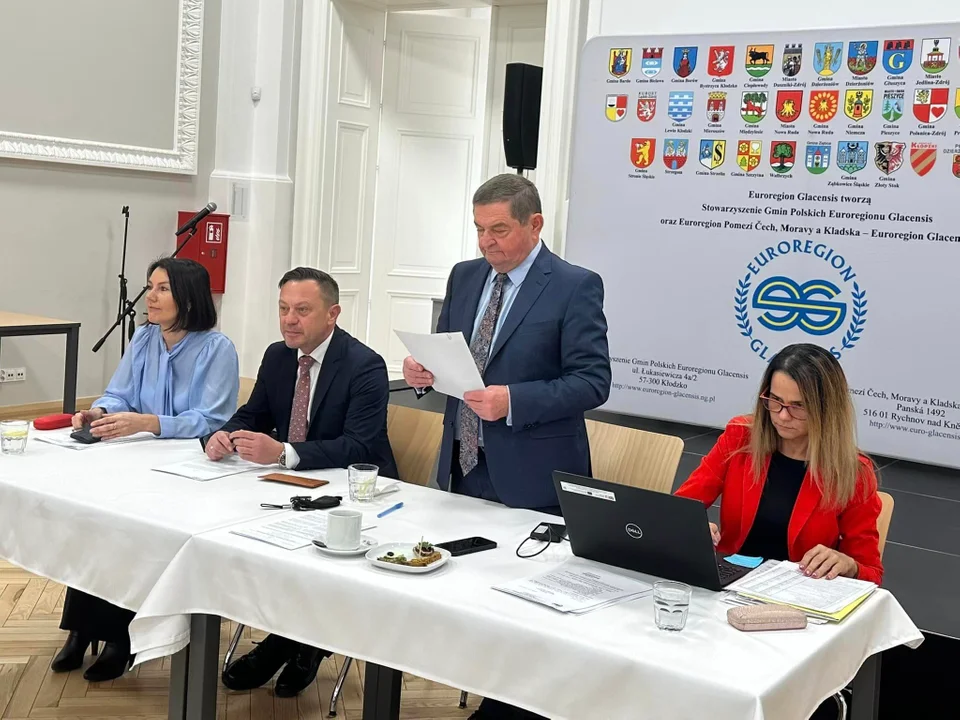 Dzięki współpracy z Euroregionem Glacensis Nowa Ruda zrealizowała 27 projektów wartych 10 mln zł [zdjęcia]