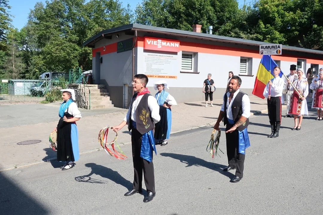 Nowa Ruda. Rozpoczął się Międzynarodowy Festiwal Folkloru [galeria]