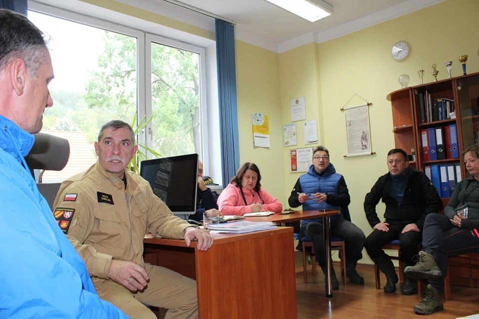 Nowa Ruda. Na razie sytuacja się stabilizuje. Czekają na kolejną falę