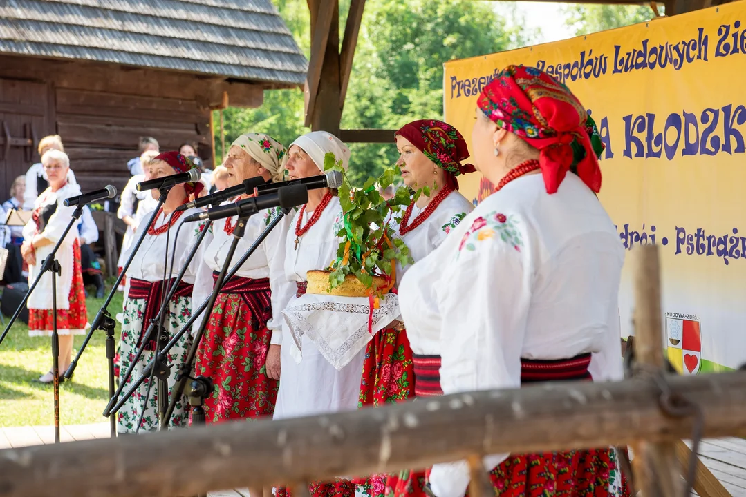 Powiat kłodzki. Za nami Prezentacje Zespołów Ludowych Ziem Pogranicznych „Róża Kłodzka”