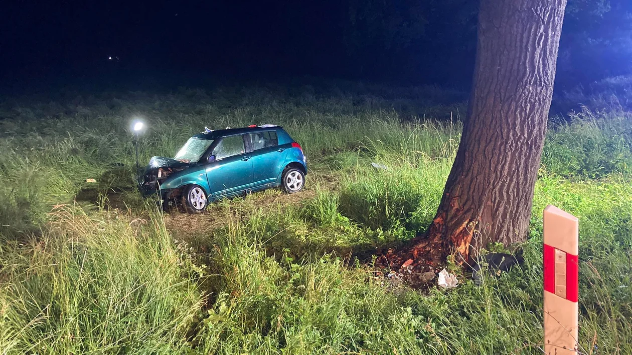 Nocny wypadek między Mielnikiem, a Bystrzycą Kłodzką. 5 osób trafiło do szpitala