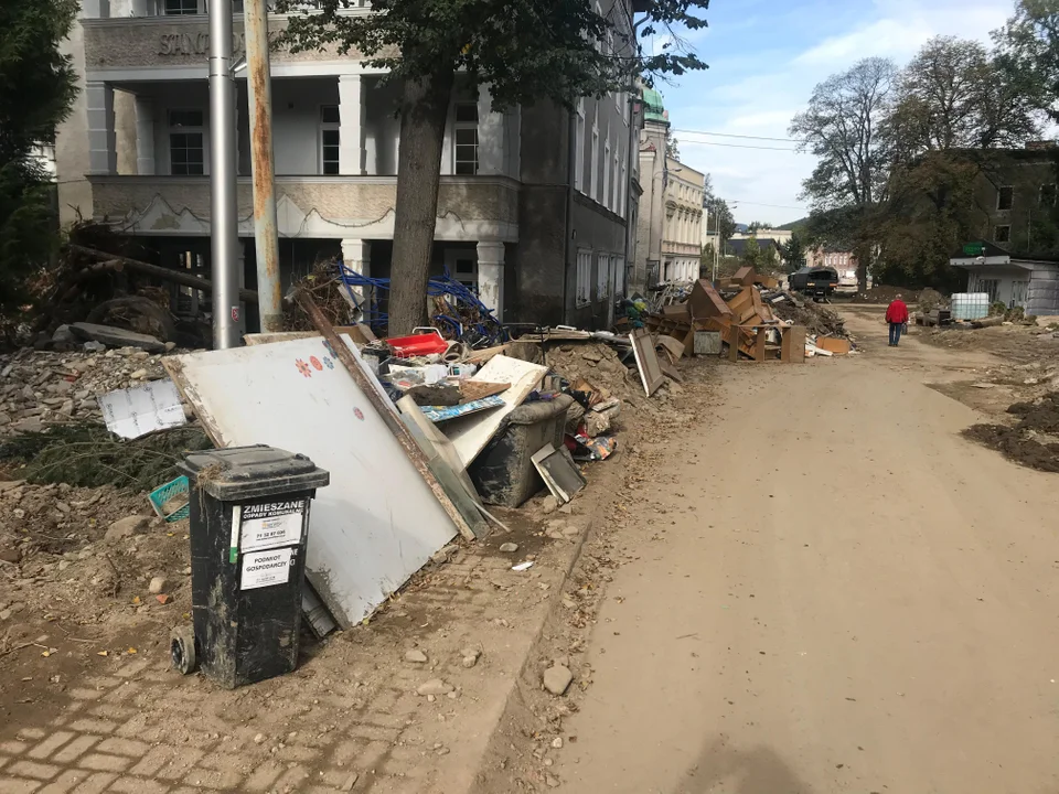 Lądek-Zdrój po powodzi. Tak wygląda teraz miasto - 24 września, godz. 11:00