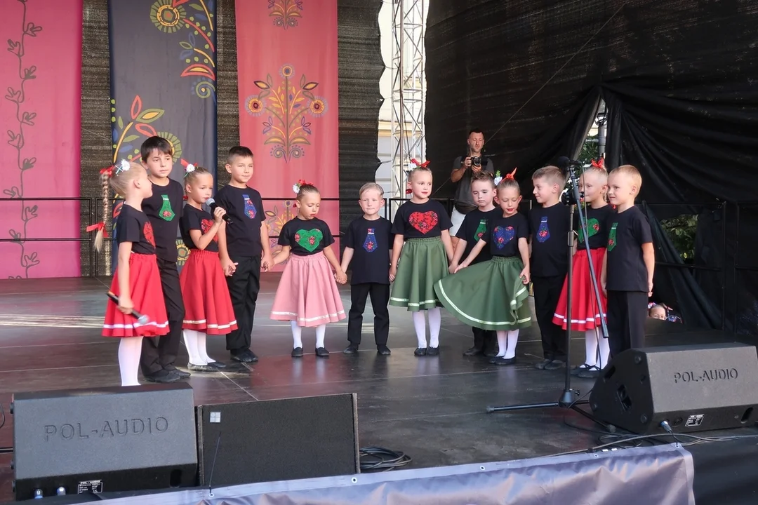 Nowa Ruda. Rozpoczął się Międzynarodowy Festiwal Folkloru [galeria]