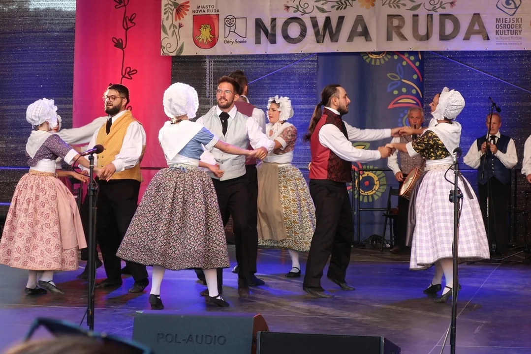 Nowa Ruda. Finał 30. Międzynarodowego Festiwalu Folkloru