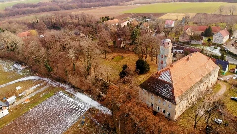 Majątek w Służejowie