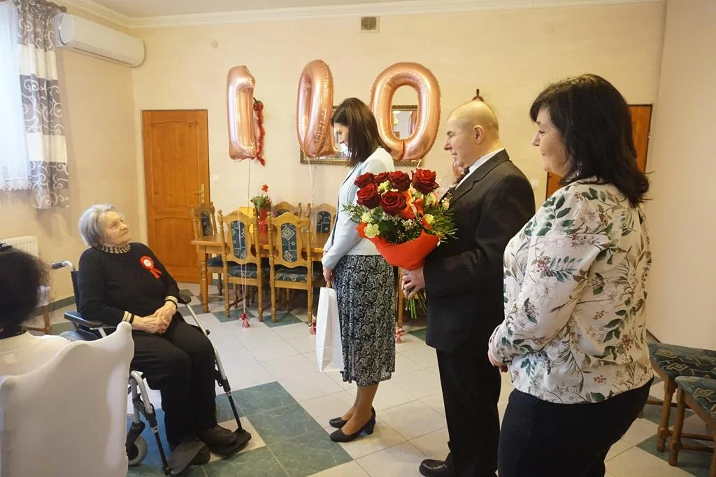 Setne urodziny Pani Marii ze Złotego Stoku. Jak to jest przeżyć tyle lat? - Zdjęcie główne