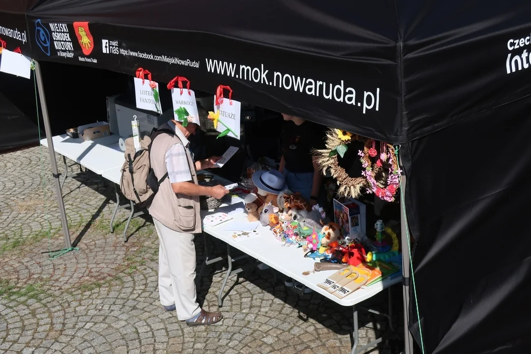 Nowa Ruda. Rozpoczął się Międzynarodowy Festiwal Folkloru [galeria]