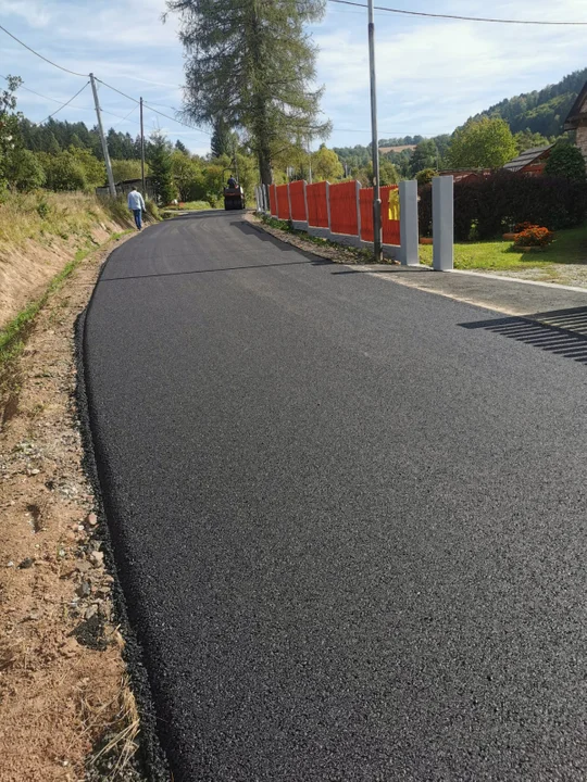 Kończy się remont ul. Zatorze w Nowej Rudzie. W przyszłym roku kontynuacja jej modernizacji po stronie gminy