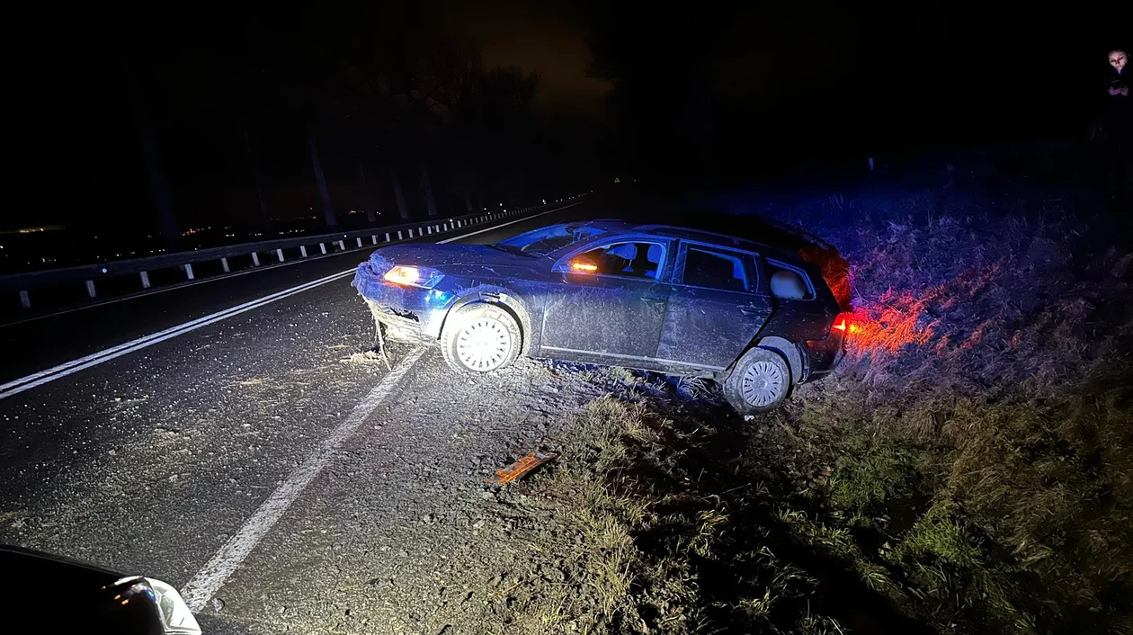 Podzamek. Stracił panowanie nad pojazdem [zdjęcia]