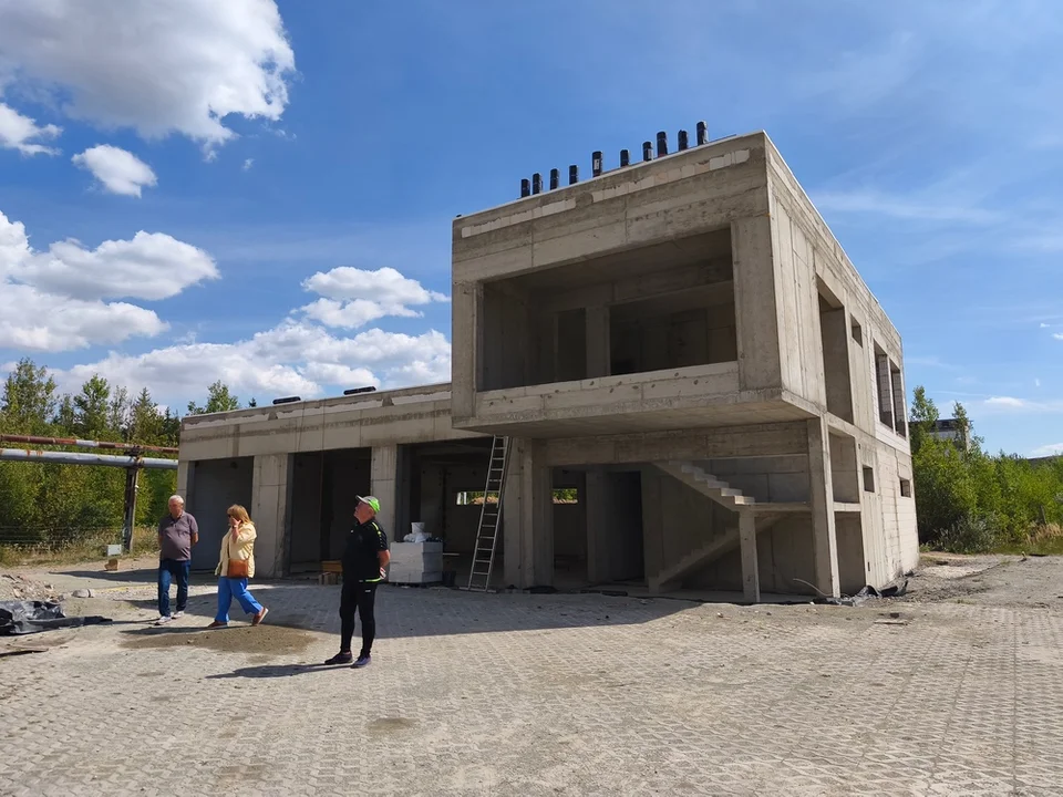 Nowa Ruda. Remiza dla OSP Słupiec z pięciomiesięcznym opóźnieniem? [zdjęcia]