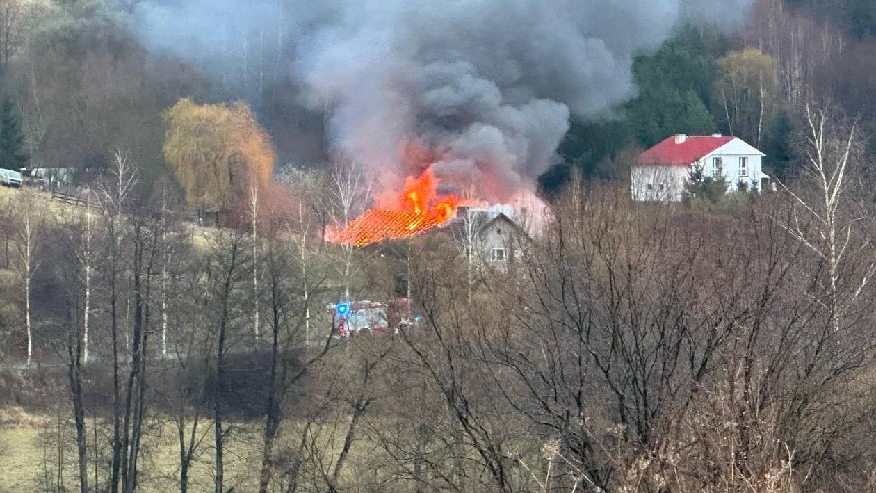 Pożar w miejscowości Huberek [zdjęcia]