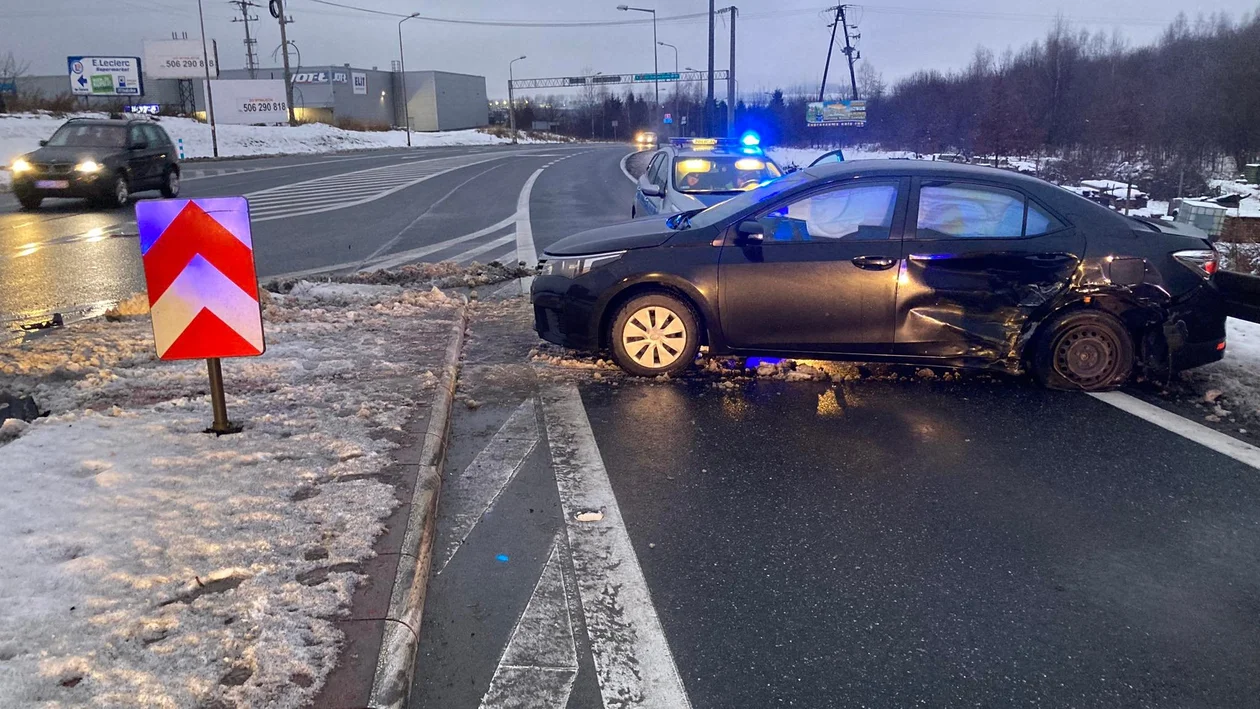 Kłodzko: Kolizja na krajowej ósemce