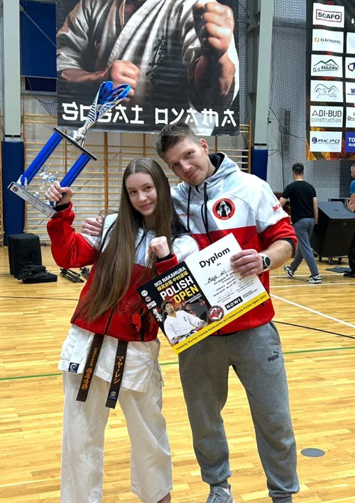 Gmina Nowa Ruda. Maja Leś z brązowym medalem ogólnopolskiego turnieju karate kyokushin