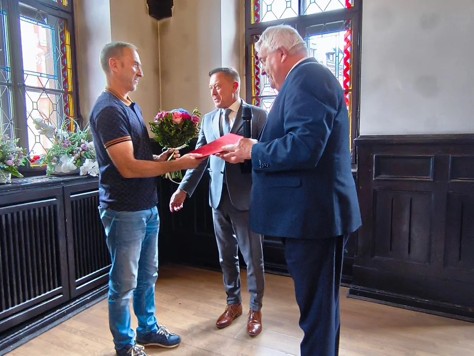 Nowa Ruda. Podczas sesji uhonorowano Mistrzynię Polski w Sportowych Rajdach Konnych Natalię Palczak [galeria]