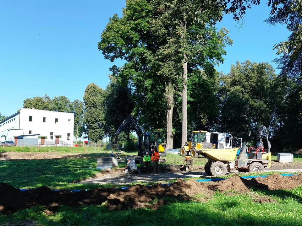 Kłodzko. Rozpoczęła się rewitalizacja parku św. Wojciecha