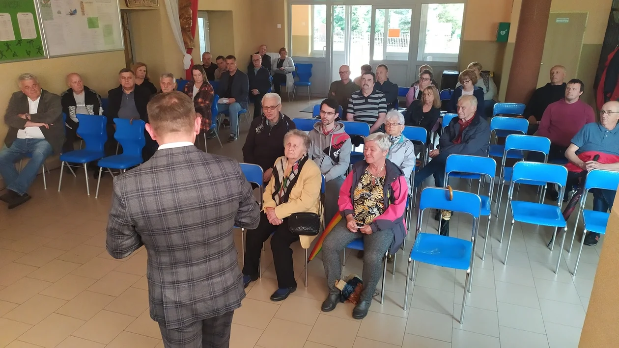 Nowa Ruda. Spotkanie burmistrza i radnych z mieszkańcami Drogosławia